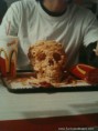 /album/nadherne-kreace-jidla/skull-of-fries-jpg/
